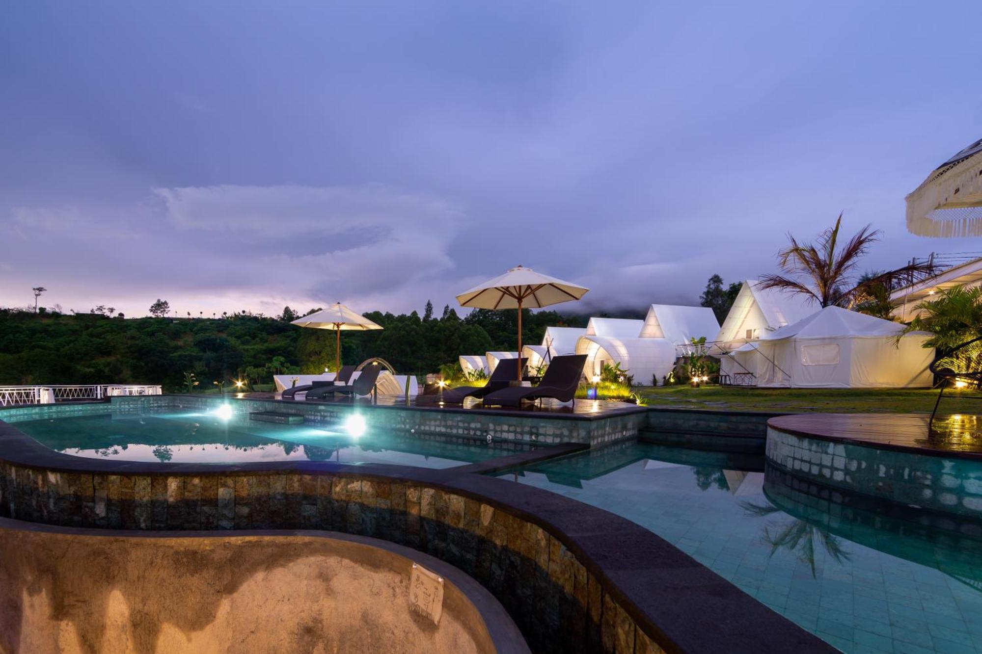 The Dewi Kintamani Luxury Glamping And Natural Hotspring Exterior foto